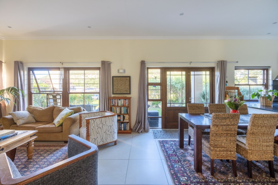3 Bedroom Property for Sale in Whale Rock Gardens Western Cape